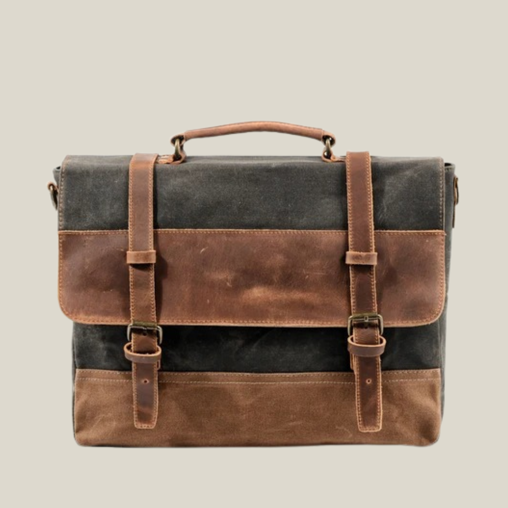 Oakern Voyager Messenger – Waxed Canvas & Leather Laptop Bag